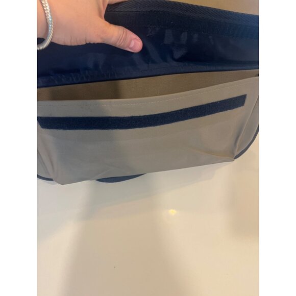 Pyrex Portables Insulated Thermal Travel Bag With Handles & Velcro Closure - Picture 6 of 6